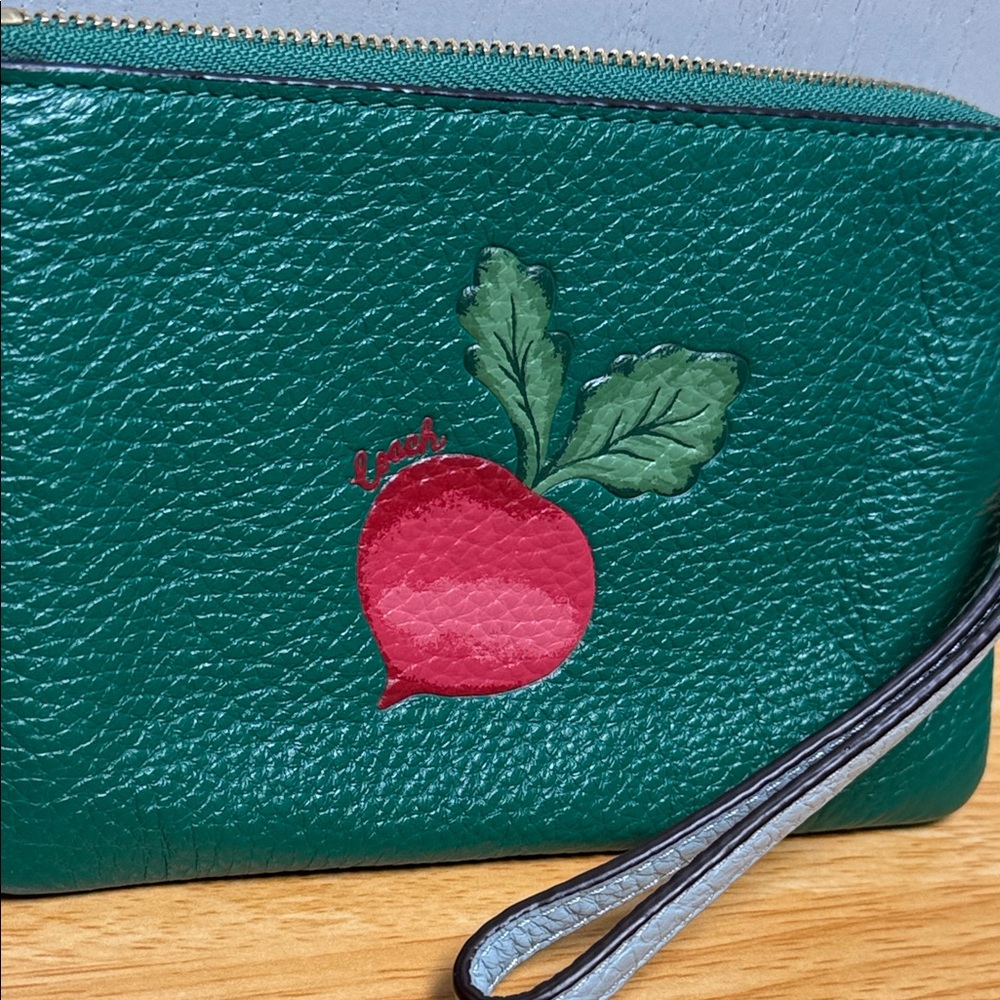Coach Corner Zip Wristlet  Radish 🫜 - Picture 5 of 16